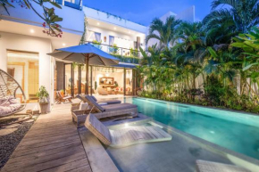 Exquisite 4br Haven, 5min Stroll To Beach Canggu